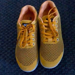 No Bull yellow suede trainers